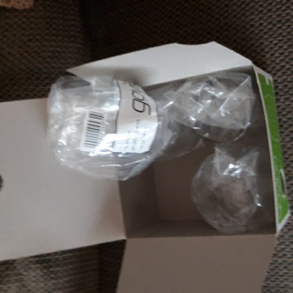 NEW Govino wine glass set of  4 go anywherere reusable shatter proof 12 oz - Picture 2 of 5